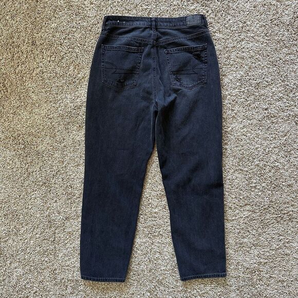 American Eagle Womens Size 8 Black Mom Straight Jean Distressed Denim‎ - Picture 3 of 6